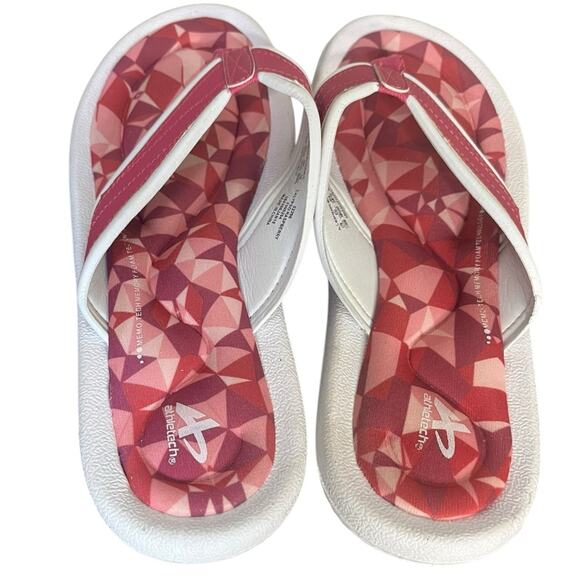 ATHLETECH Pink and White Memory Foam Calypso Raspberry Flip Flops Women's Sz 7/8 - Picture 2 of 7